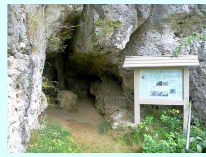 Höhle in Mörnsheim im Altmühltal